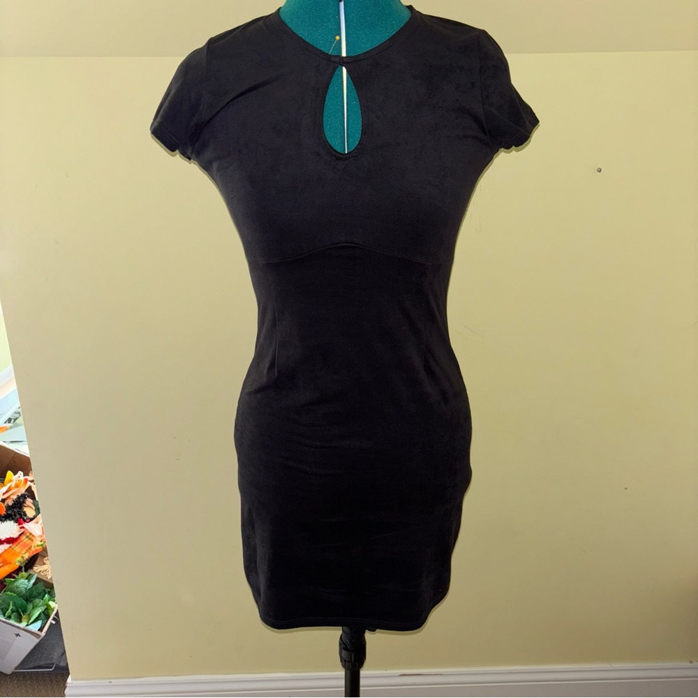 Sadie & Sage Black Cap Sleeve Bodycon Mini